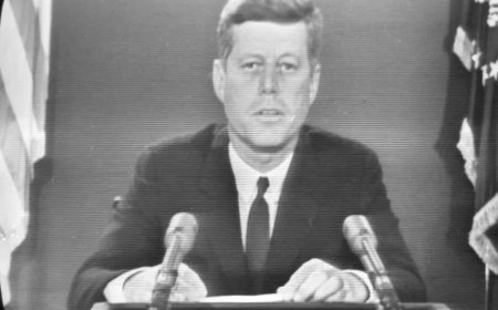 Weetje van de dag – Vandaag in 1962: JFK’s toespraak over Cubaanse raketcrisis schokte het la