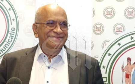 Voormalig LVV-minister urenlang verhoord over onregelmatigheden bij LVV