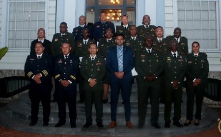 Negen officieren ronden hoogste militaire opleiding in Suriname af