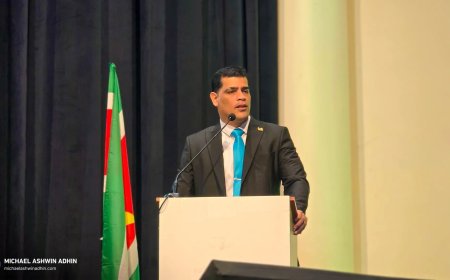 Parlementsvoorzitter Adhin: “Laten wij de toekomst niet financieren met onze grondstoffen all