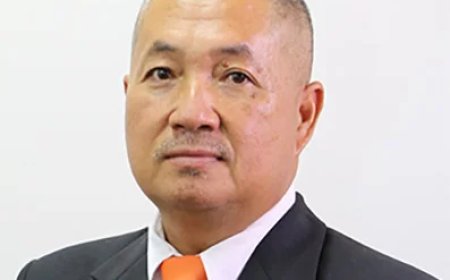 VHP-hoofdbestuurslid Moertabat keert de partij de rug toe