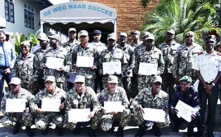 Nieuwe lichting groepscommandanten klaar voor inzet binnen Nationaal Leger