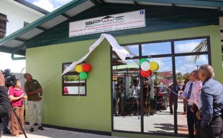 SPWE opent gerenoveerd pand aan de Sinaasappelstraat voor kleine ondernemers