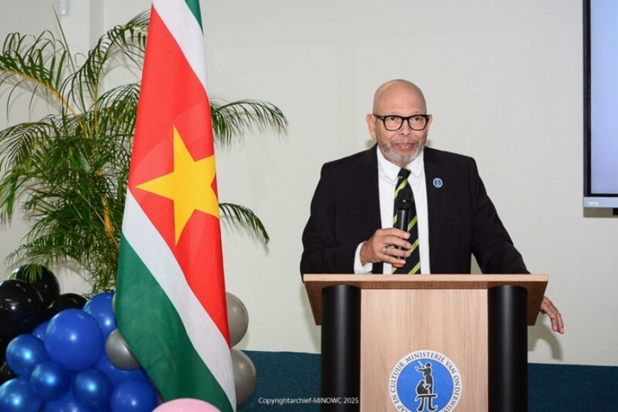 Samen toekomst bouwen: Onderwijsminister Currie roept scholieren op hun innerlijk licht te vo