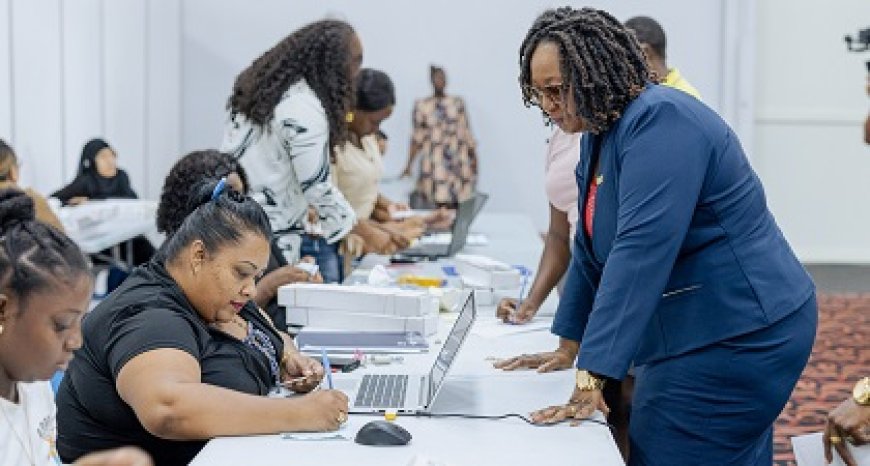 SOZAVO start uitgifte van Moni Karta