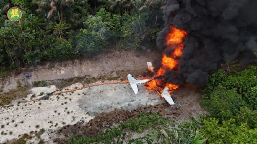 Twee drugsvliegtuigen vernietigt door JIT