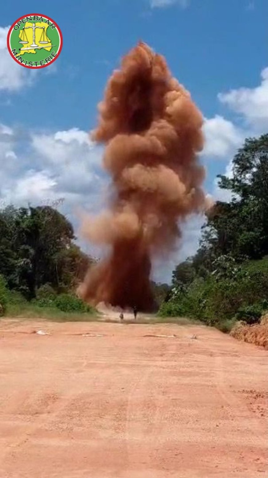 JIT maakt illegale landingsbaan in Pusugrunoe opnieuw onklaar