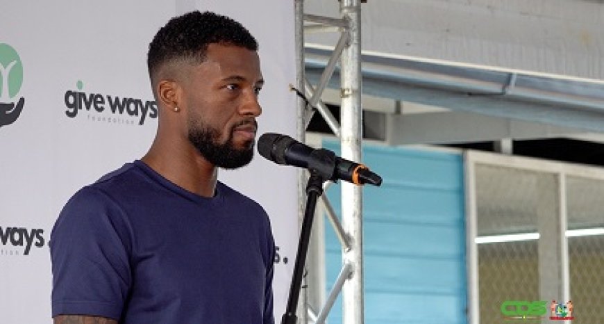 OS Flora 1 volledig gerenoveerd op initiatief van Gini Wijnaldum