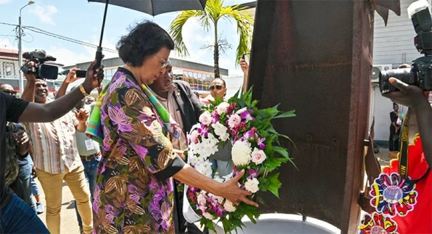 President Simons: Eenheid tussen Marrons en Inheemsen is sleutel tot Surinames toekomst