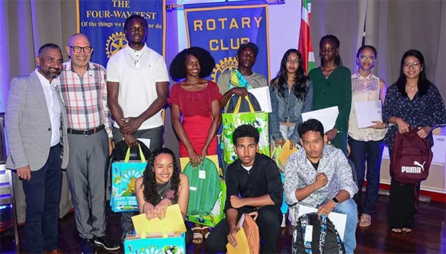 Alexia Moonsam uitgeroepen tot beste VOJ-leerling van 2025