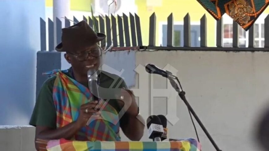 Kapitein Njanfai pleit voor naamsverandering Stoelmanseiland