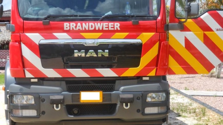 Houten woning volledig afgebrand te Balingsoela