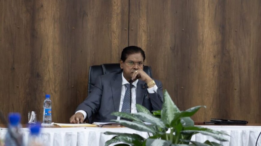 Ex-president Santokhi: mijn zoon wordt juridisch bijgestaan in VS