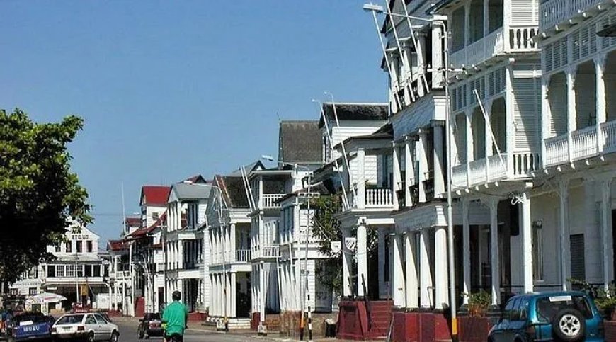 Veiligheid garanderen vanaf Centrale Markt tot Torarica en omgeving