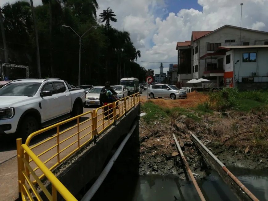 E-bikes kunnen van alle kanten op de weg voorbij komen