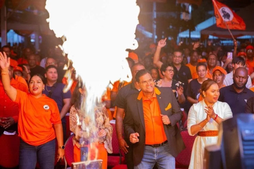 Partijvoorzitter Santokhi wil VHP transformeren naar ‘Hernieuwde’ Partij