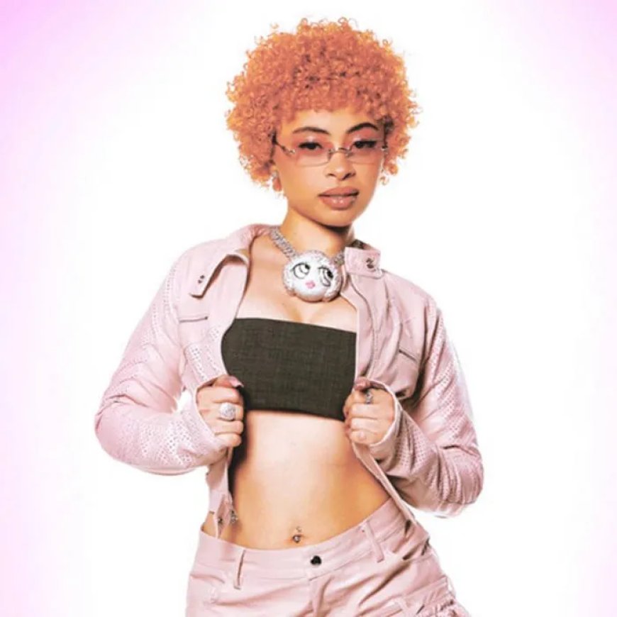 Ice Spice beschuldigt iemand van view-botting op ‘Baddie Baddie’ videoclip