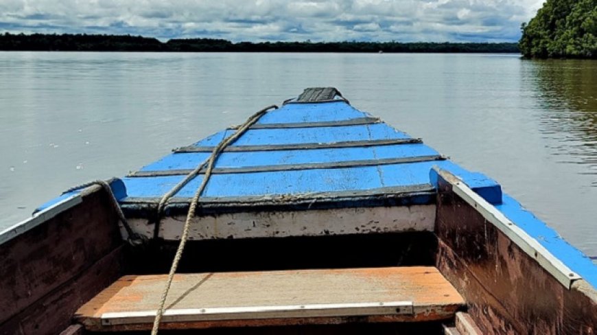 Vissersboot met bemanning gezonken