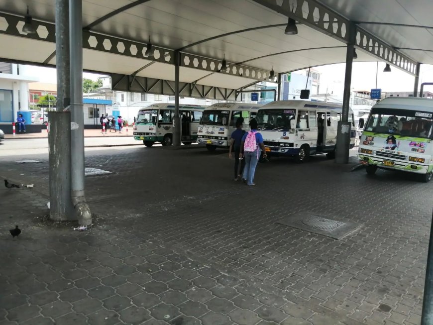 Buschauffeur: “De kinderen hebben geen geld” 