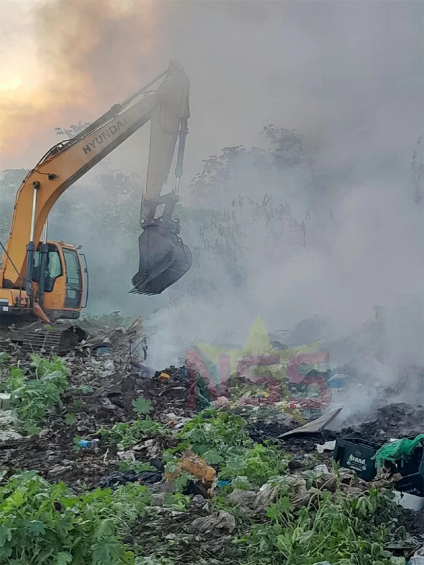 Brand Charlesburg nog niet onder controle; omwonenden klagen over rook en stank