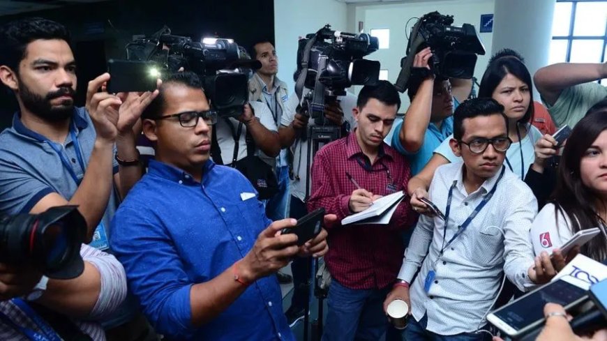 Onafhankelijke pers in El Salvador belegerd: journalisten gedwongen tot ballingschap.