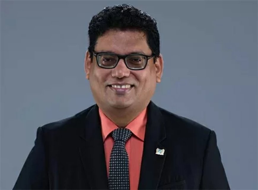 Gajadien hekelt gebrek aan transparantie bij verkoop obligaties