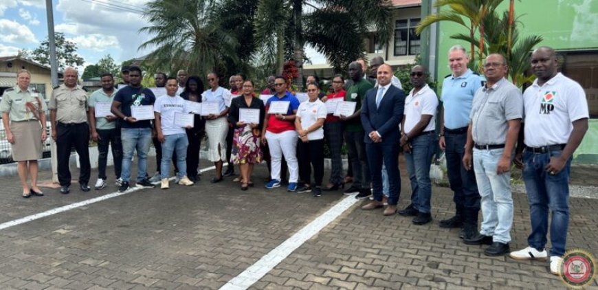 Overheidsfunctionarissen getraind in herkennen identiteits- en documentfraude