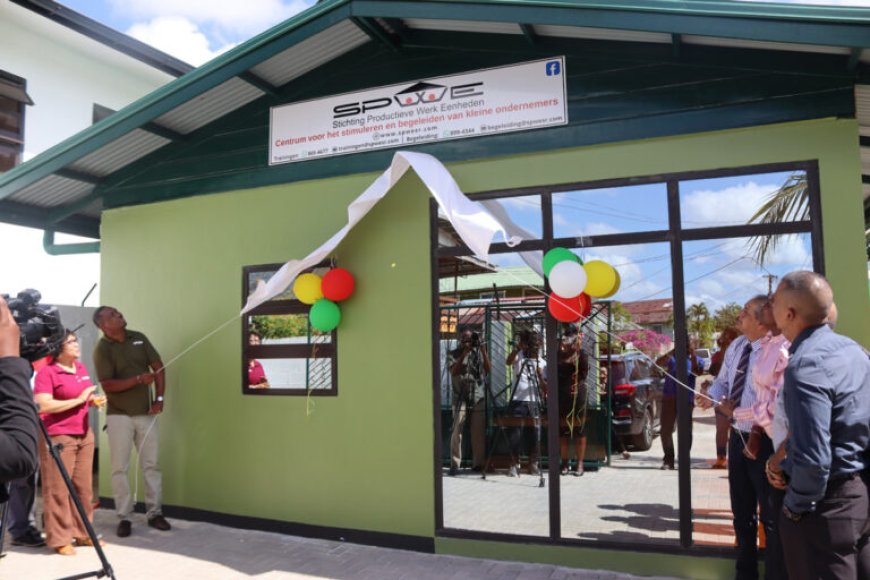 SPWE opent gerenoveerd pand aan de Sinaasappelstraat voor kleine ondernemers