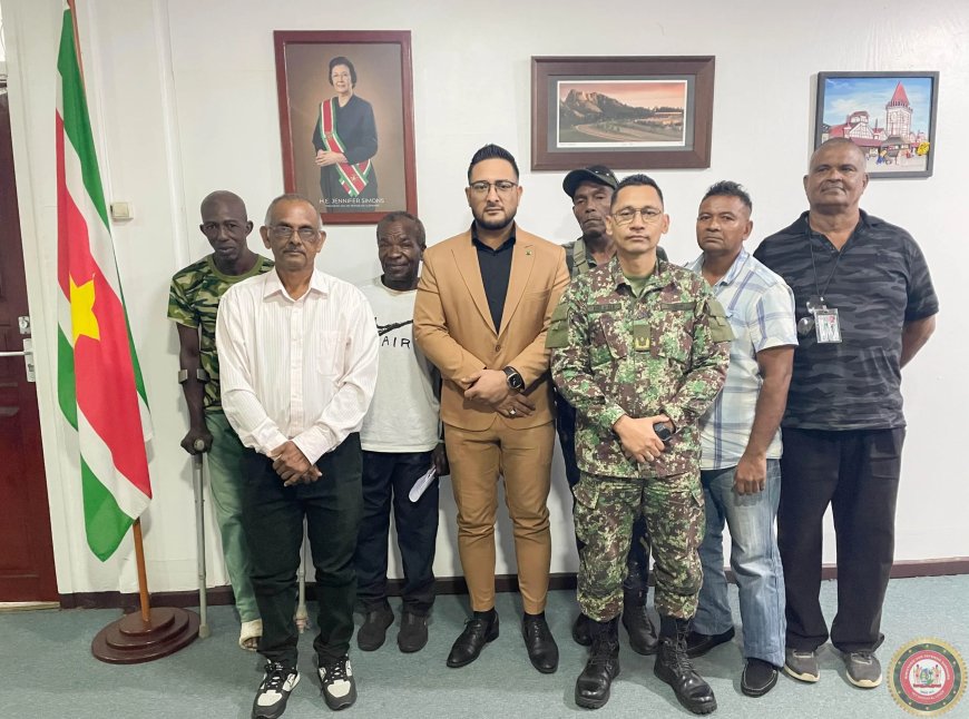 Verbetering positie veteranen en ex-militairen centraal tijdens overleg met minister Ramsaran