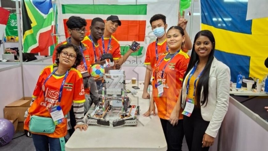 Team Suribotics vertegenwoordigt Suriname in Panama