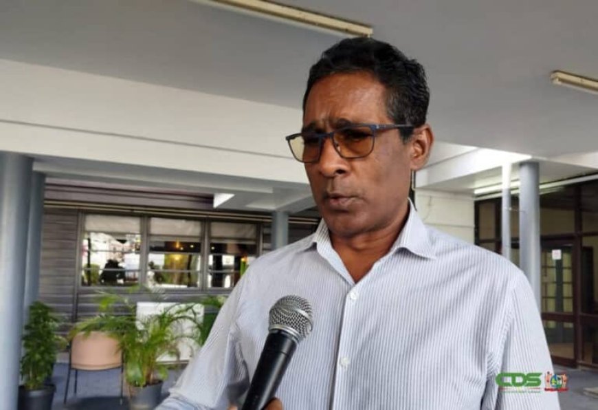 Sharman: ‘Sidik Moertabat is niet vertrokken uit de VHP’