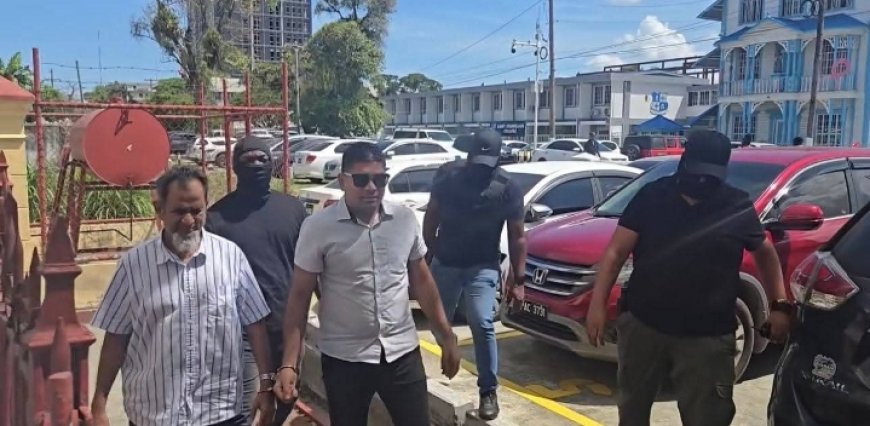 Guyanese oppositieleider vrij op borgtocht: vader en zoon wachten op afhandeling uitleverings