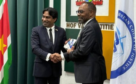 CCJ-delegatie bezoekt Hof van Justitie in het kader van Caricom-programma