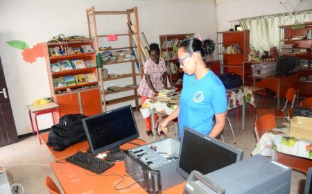 OS Bigi Poika neemt nieuwe mediatheek in gebruik