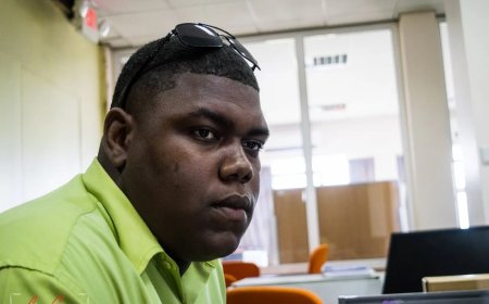 De stem van het volk – Surinamers geven hun visie over 50 jaar onafhankelijkheid