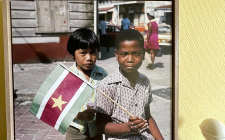 Oproep: Wie zijn deze twee jongens van 1975?