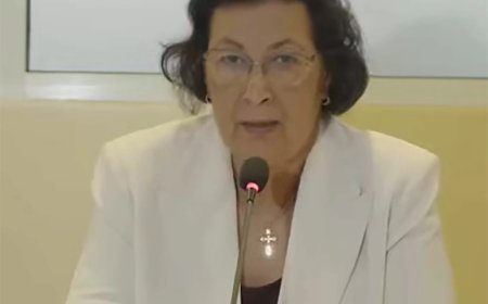 Simons: Regering niet in gesprek met Chinalco