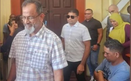 VS overhandigt rechtbank bewijsstukken in zaak Mohamed