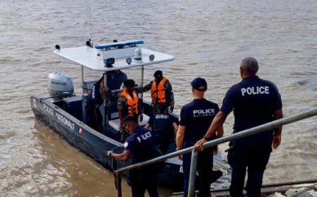 Frans-Guyana zoekt orde aan de Marowijnerivier