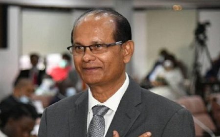 “Suriname mag nooit meer een regering die een a-sociaalbeleid voert”