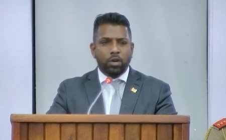 Minister Monorath wist niets van stortingen: “Ik heb geen internetbankieren”