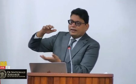 Gajadien plaatst vraagtekens bij deviezenbeleid Centrale Bank