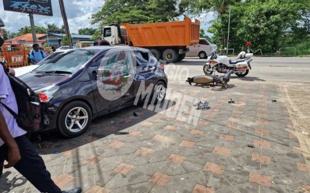 Bromfietser gewond na te zijn aangereden door auto op rijwielpad