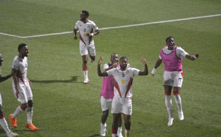 Natio maakt statement met 4-0 zege: Menzo had het te kwaad met ‘emoties’ na de match