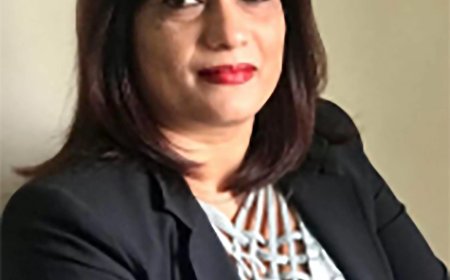 Exminister Kuldipsingh noemt uitspraken in DNA over dubbele salaris misleidend