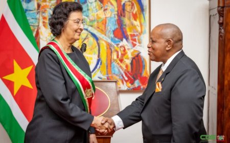 Nieuwe Surinaamse ambassadeur in Nederland beëdigd