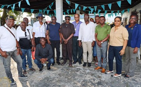 Granman Bono Velantie: “Nieuwe grenswet moet historische rechten marrons waarborgen”