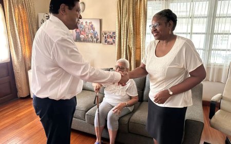 VHP-voorzitter betuigt condoleances aan familie Venetiaan