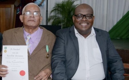 Radio-icoon Orlando Karamatali, guru van Surinaamse topomroepers overleden