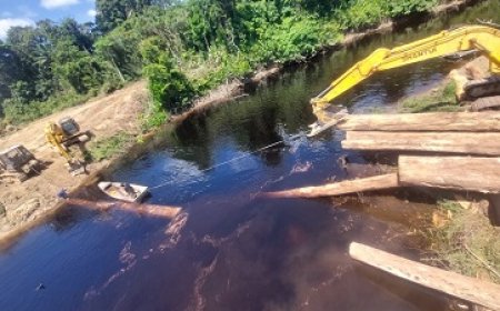 Noodbrug Kaboeriekreek waarschijnlijk deze week af